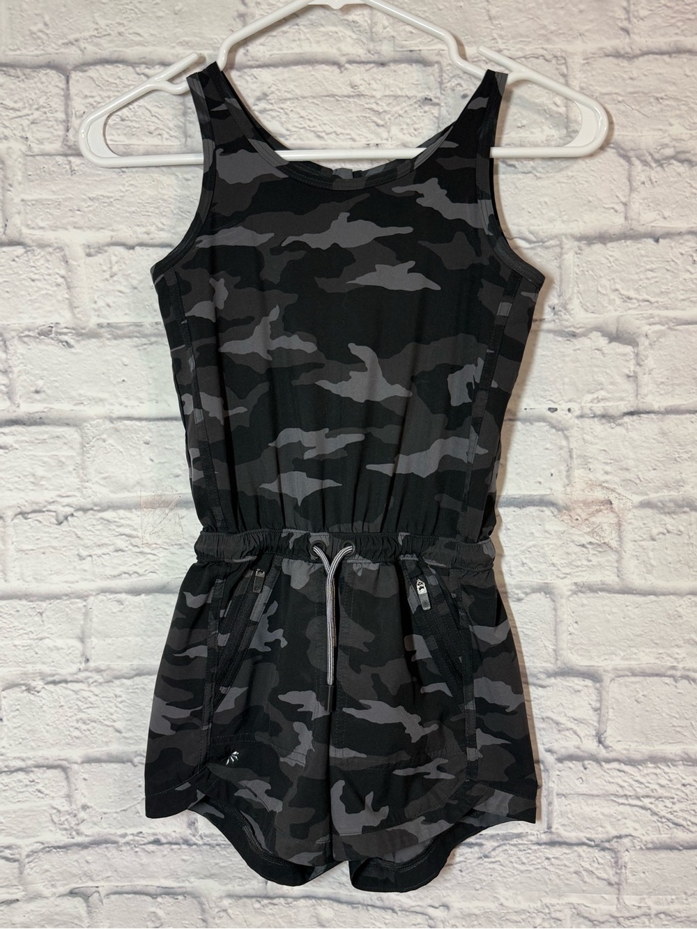 Athleta Girls' Black & Gray Camo Tank Romper, Sz 7